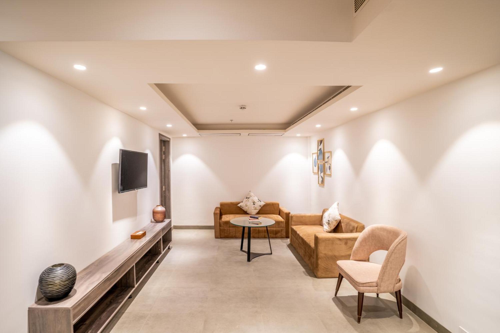 Juesta Residences - Aipl Joy Street, גורגאון מראה חיצוני תמונה