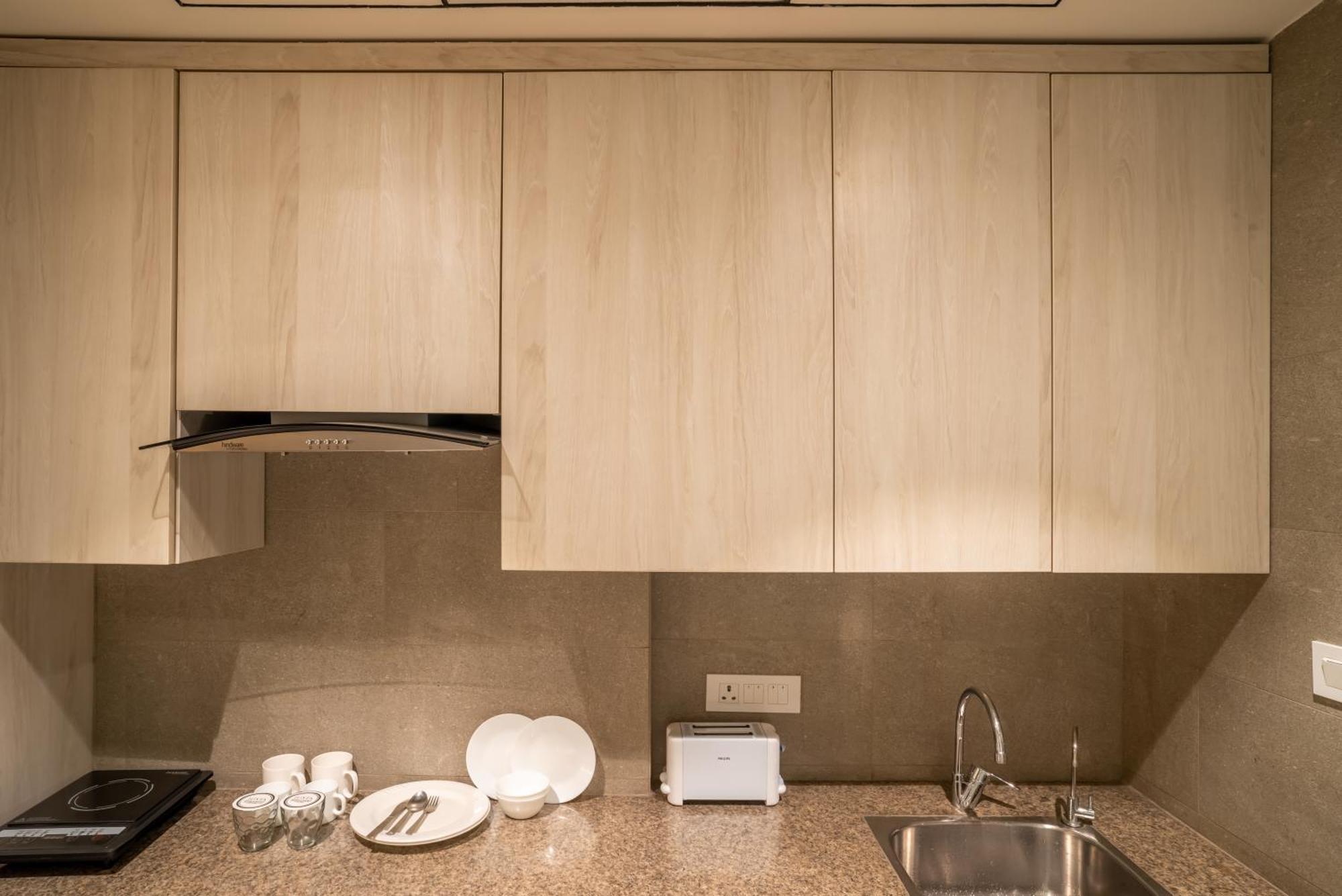 Juesta Residences - Aipl Joy Street, גורגאון מראה חיצוני תמונה