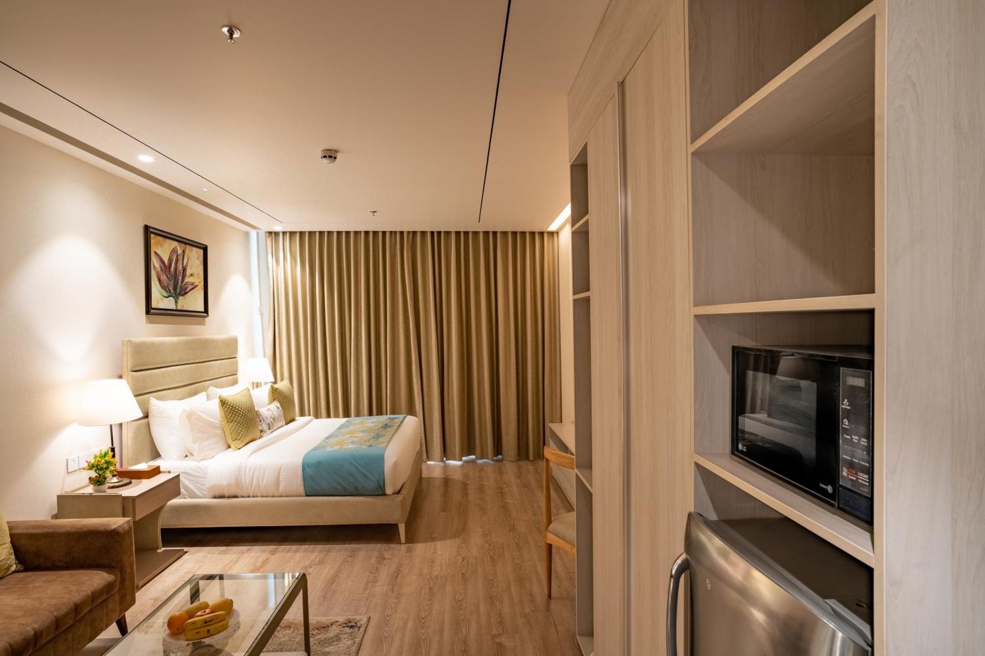 Juesta Residences - Aipl Joy Street, גורגאון מראה חיצוני תמונה