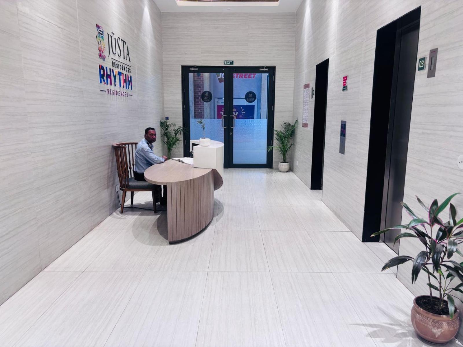 Juesta Residences - Aipl Joy Street, גורגאון מראה חיצוני תמונה